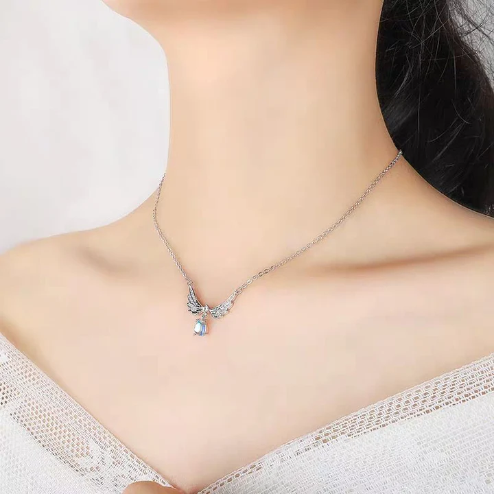 Angel Wings Guardian Moonstone Necklace for Women – Light Luxury Alloy Pendant Clavicle Chain