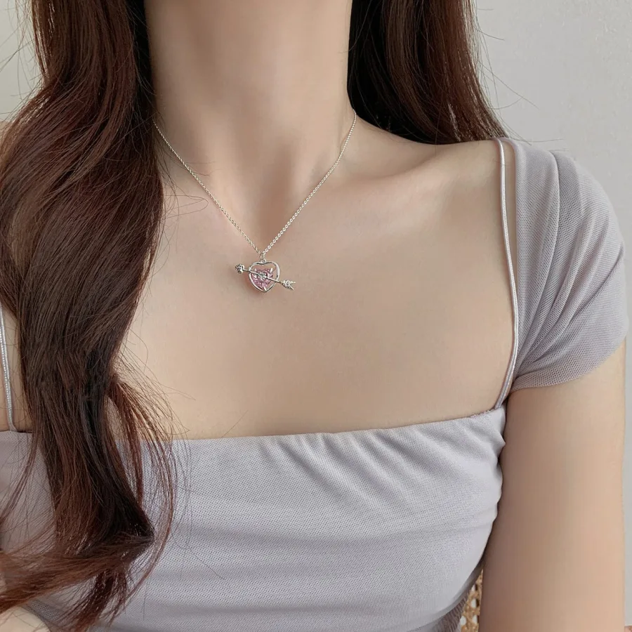 Pink Heart Bowknot Clavicle Necklace for Women – Crystal Zircon Elegant Chain (Light Luxury Jewelry)